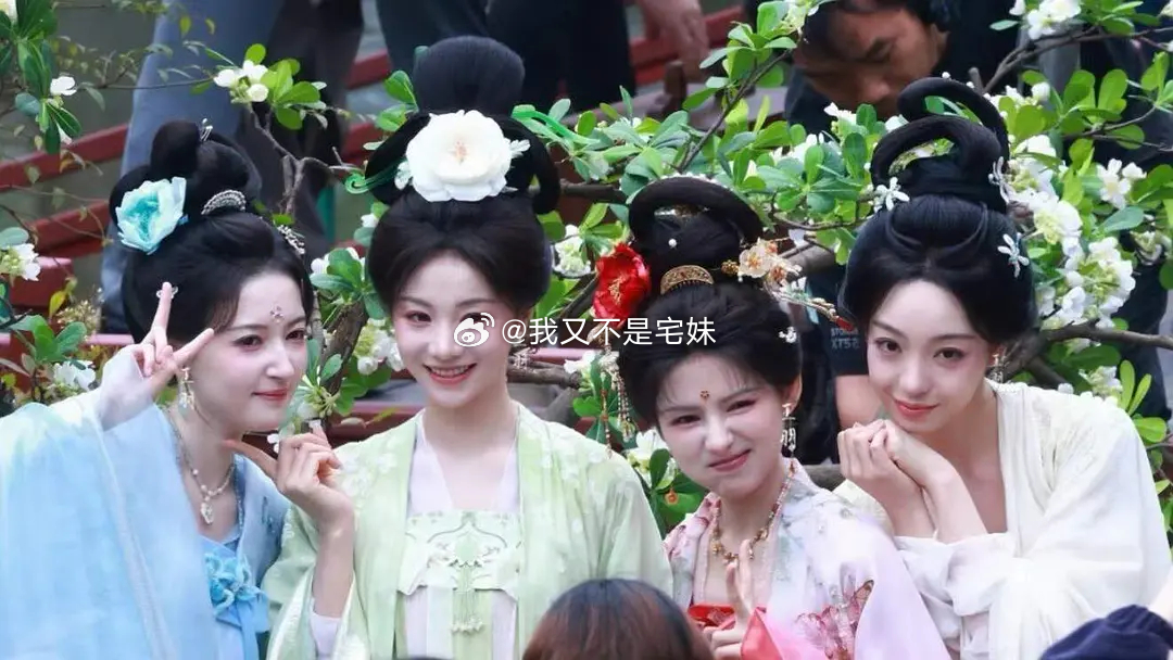 攻玉谁看起来更像女主？从左到右1234 