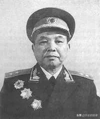 开国中将刘忠的家风：战火痛失五个儿女，从严教子，不让后代顶着光环搞特殊
 
刘忠