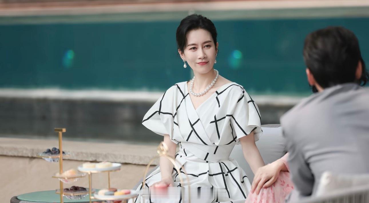 温峥嵘二公选人被拒绝五次她咋了、为什么会这样？这种选人环节有时候确实挺尴尬的、特