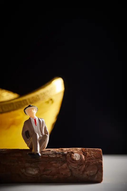 富人与穷人思维的最大差别是什么? 富人与穷人思维最大的差别，大概就在对待机会和风
