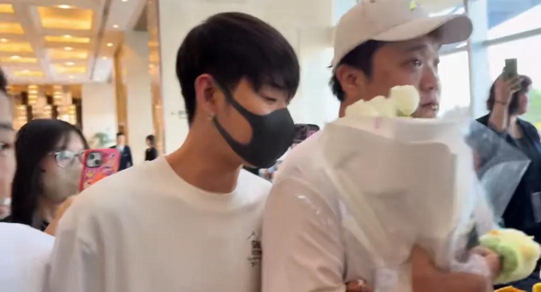 云上之声倒计时！张云雷带妈妈游武汉，这样的“妈宝男”谁不羡慕？

江城武汉，檬檬