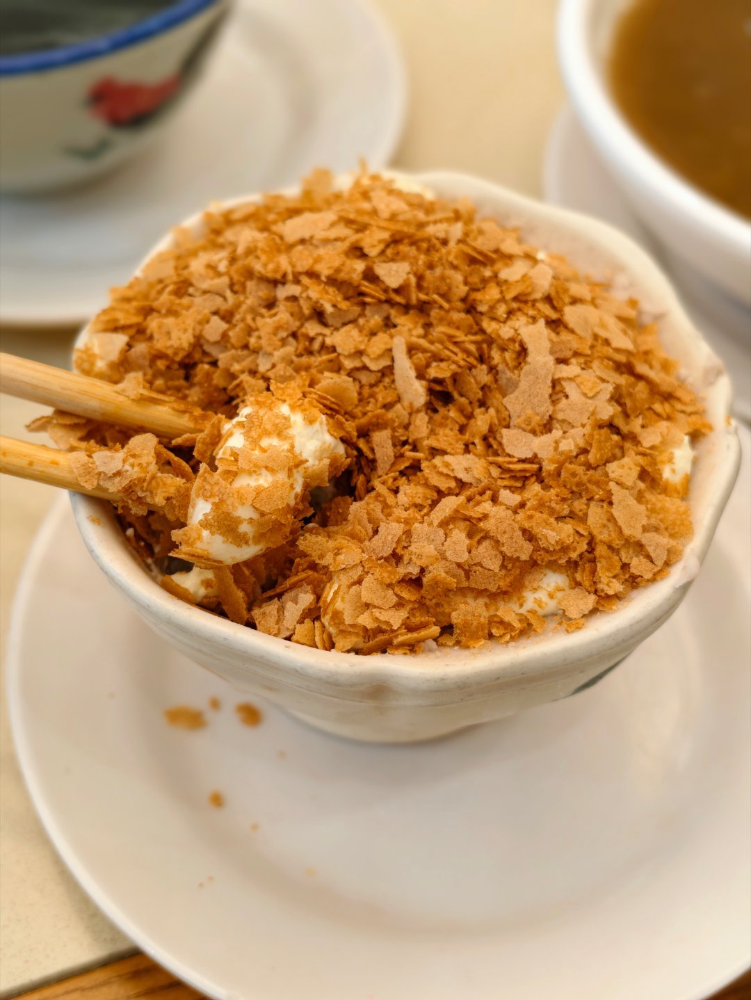 别问我为什么大中午吃糖水，因为这家店晚上排队要排1400多桌