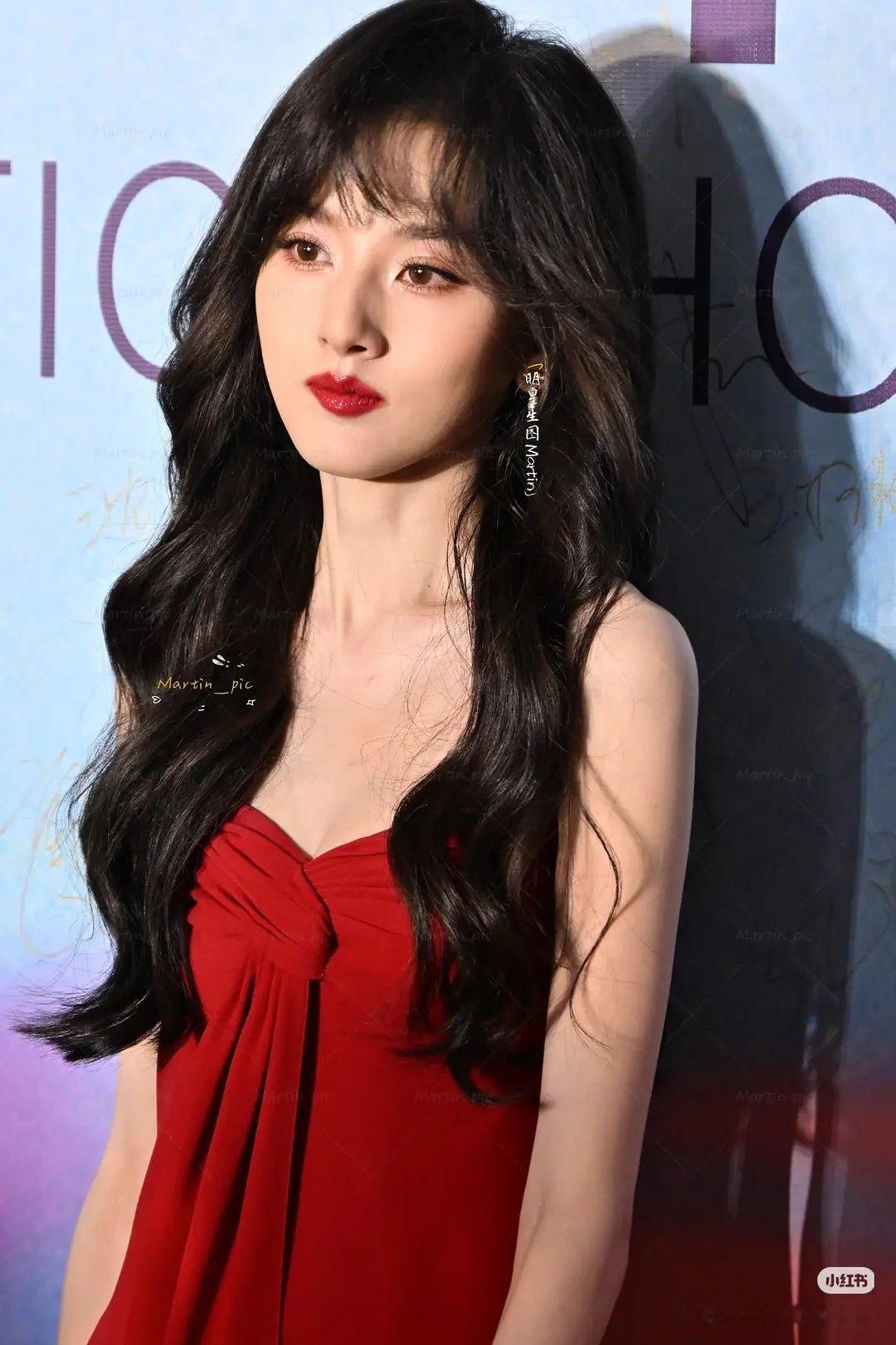 宋祖儿，赵露思，李兰迪三个人线下生图，谁的状态更好？ 