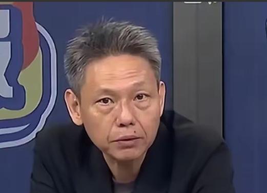 台湾时事评论员谢寒冰：你们知道中国大陆这两天在干什么吗？他在准备给全国的退伍军人