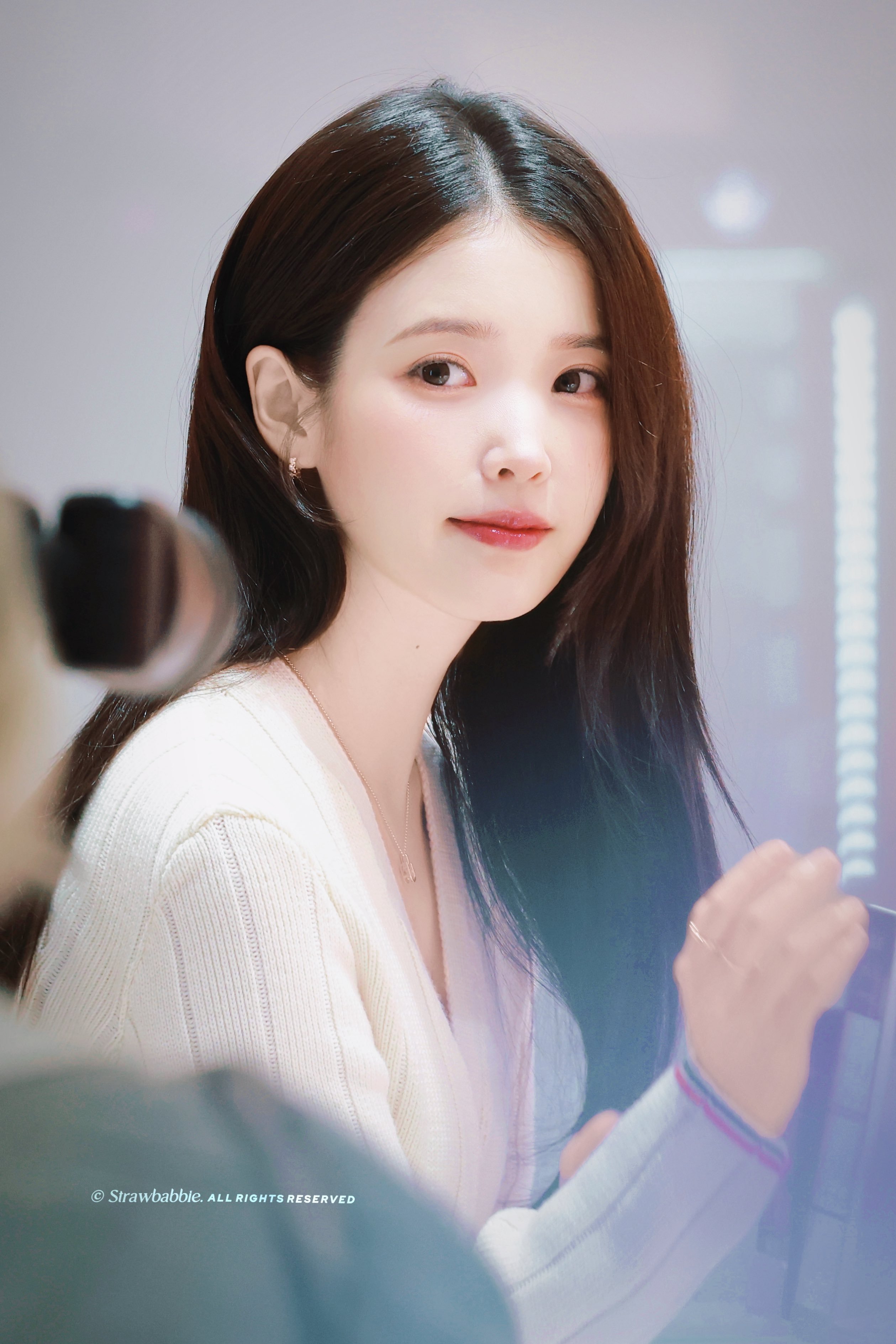 IU  ❤️IU李知恩21世纪大君夫人 260401 IU愚人节贺图cr.Str