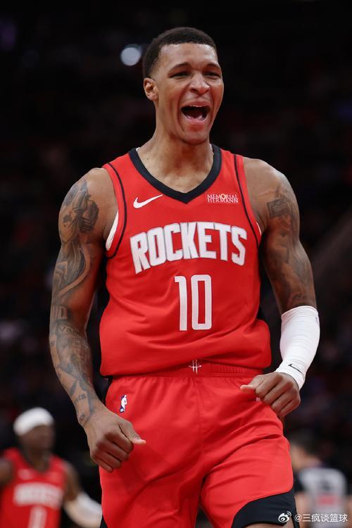 火箭终于听劝了，减少了三分出手和保护篮球，火箭也战胜公牛结束三连败今天火箭119