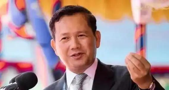 如果柬埔寨放慢对华合作，运河、高铁等项目或将面临资金和进度风险，产业发展与主权安