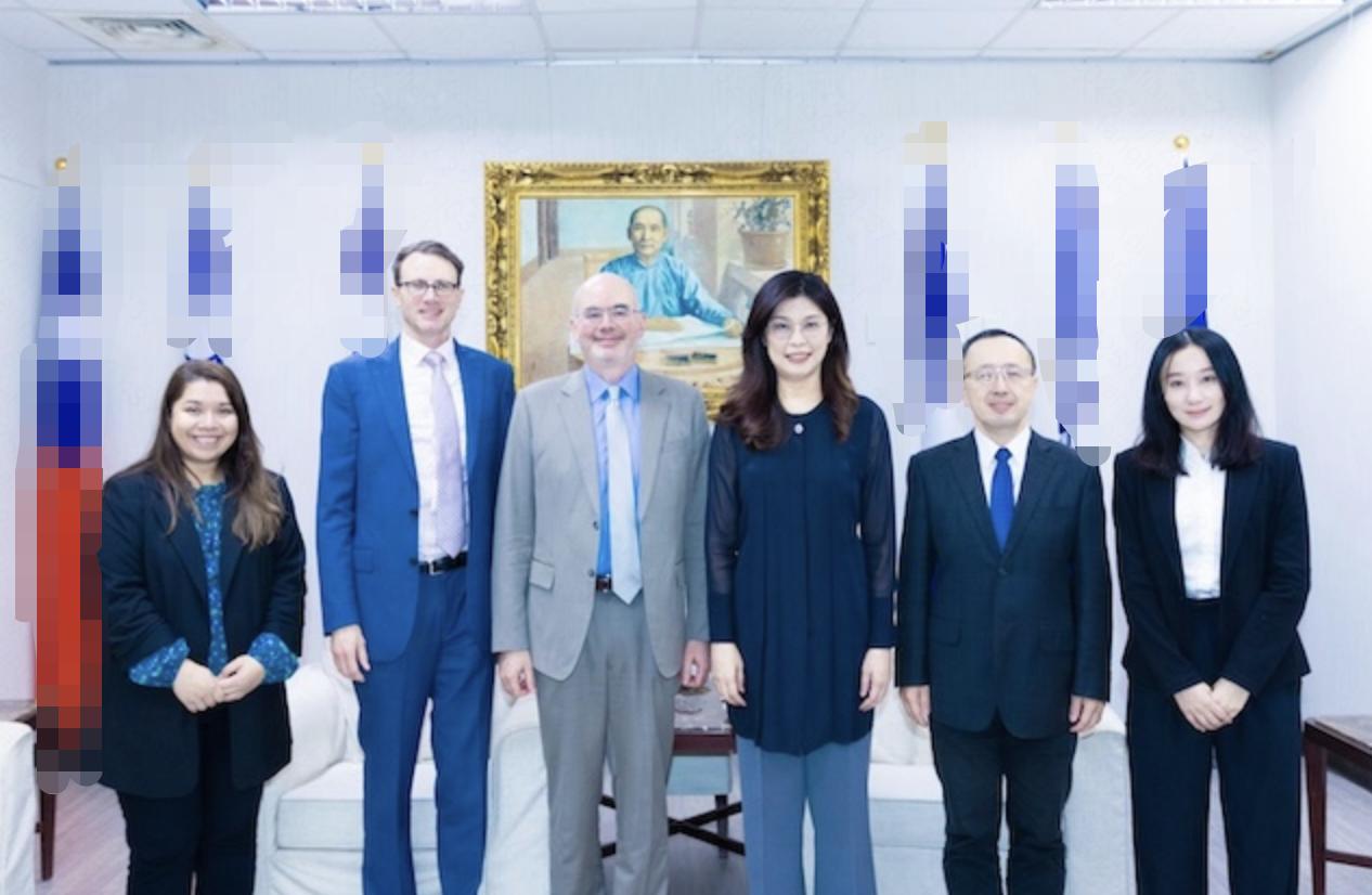 看来“中美初步谈妥和平统一问题”并非空穴来风，“3年内解决台湾问题”也并非不可能