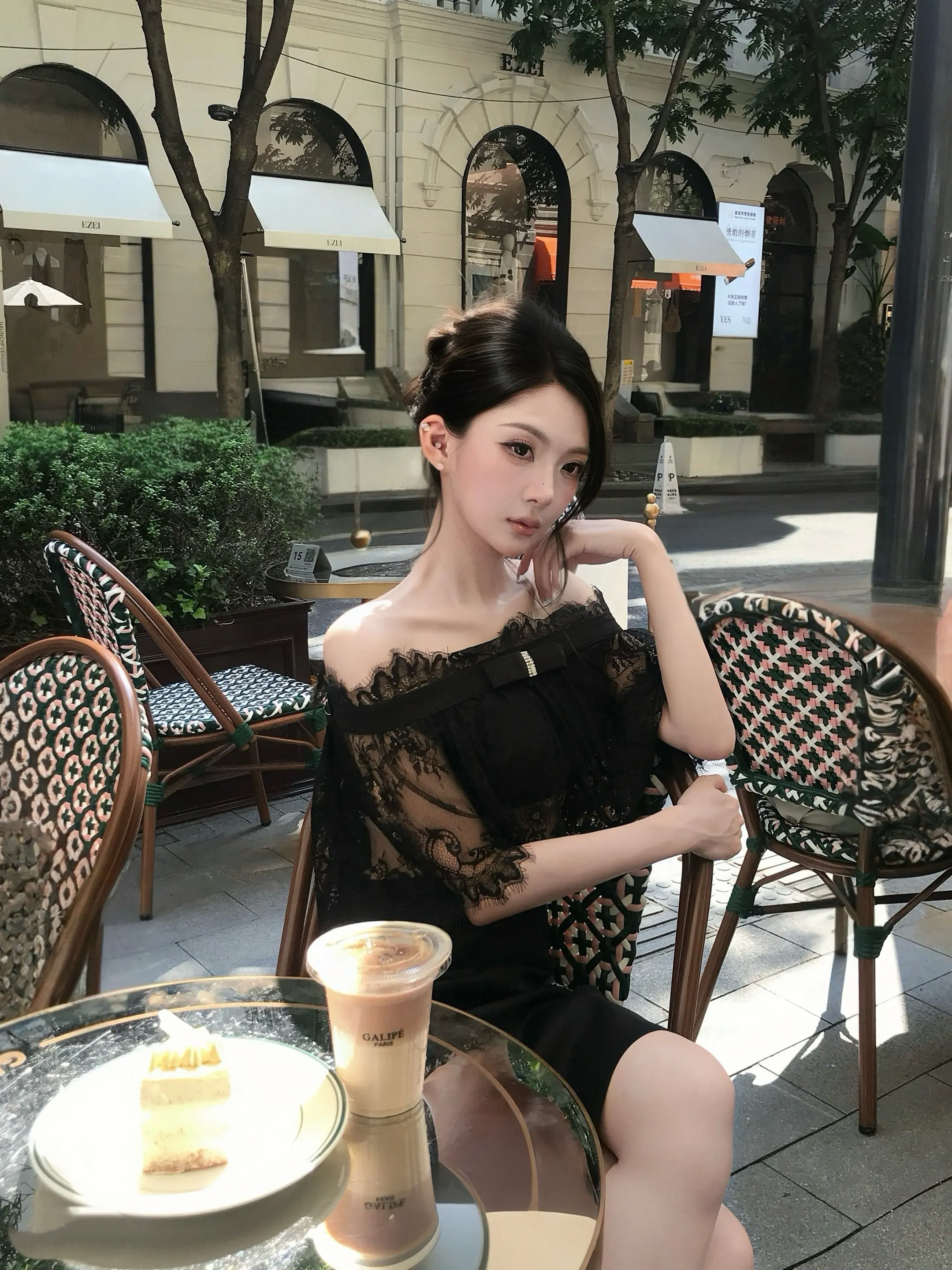 漂亮女人坏一点也没关系。iPhone 7你牛，原图直出的神