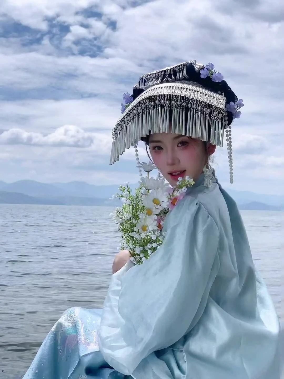 洱海边做一回月亮的女儿🌙