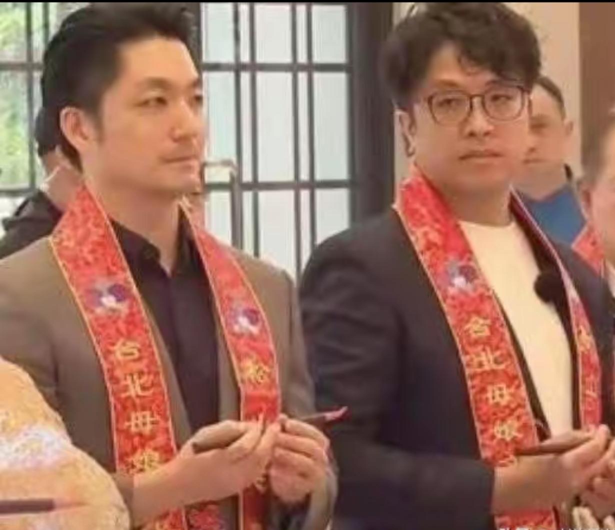 民进党选台北市长真的没人选了，万般无奈只好酝酿推“黑熊”上，可是就算沈伯洋换了发