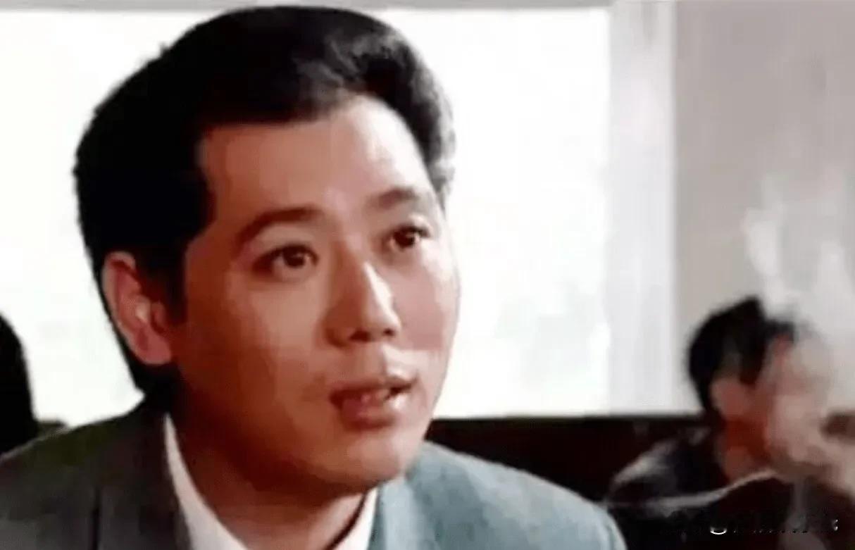 全网都在问李乃文父亲是谁……
我怎么越看越像，特别是大秦赋第一次看李斯登场