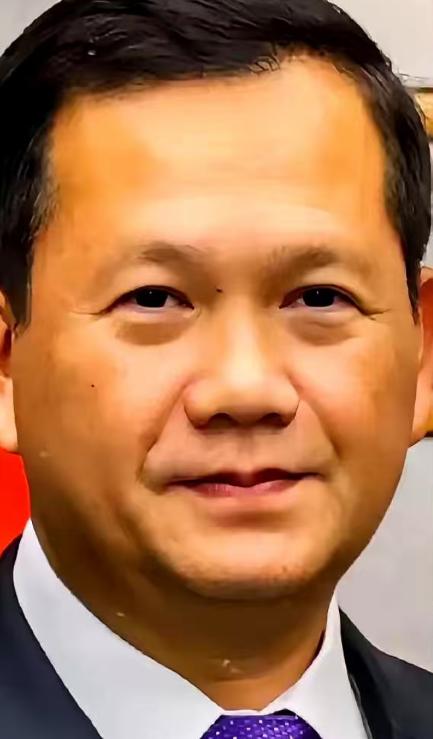 果不其然！刚跟美国签完字，转头就把街面上的中文招牌全换成了英文，这投名状纳得太急