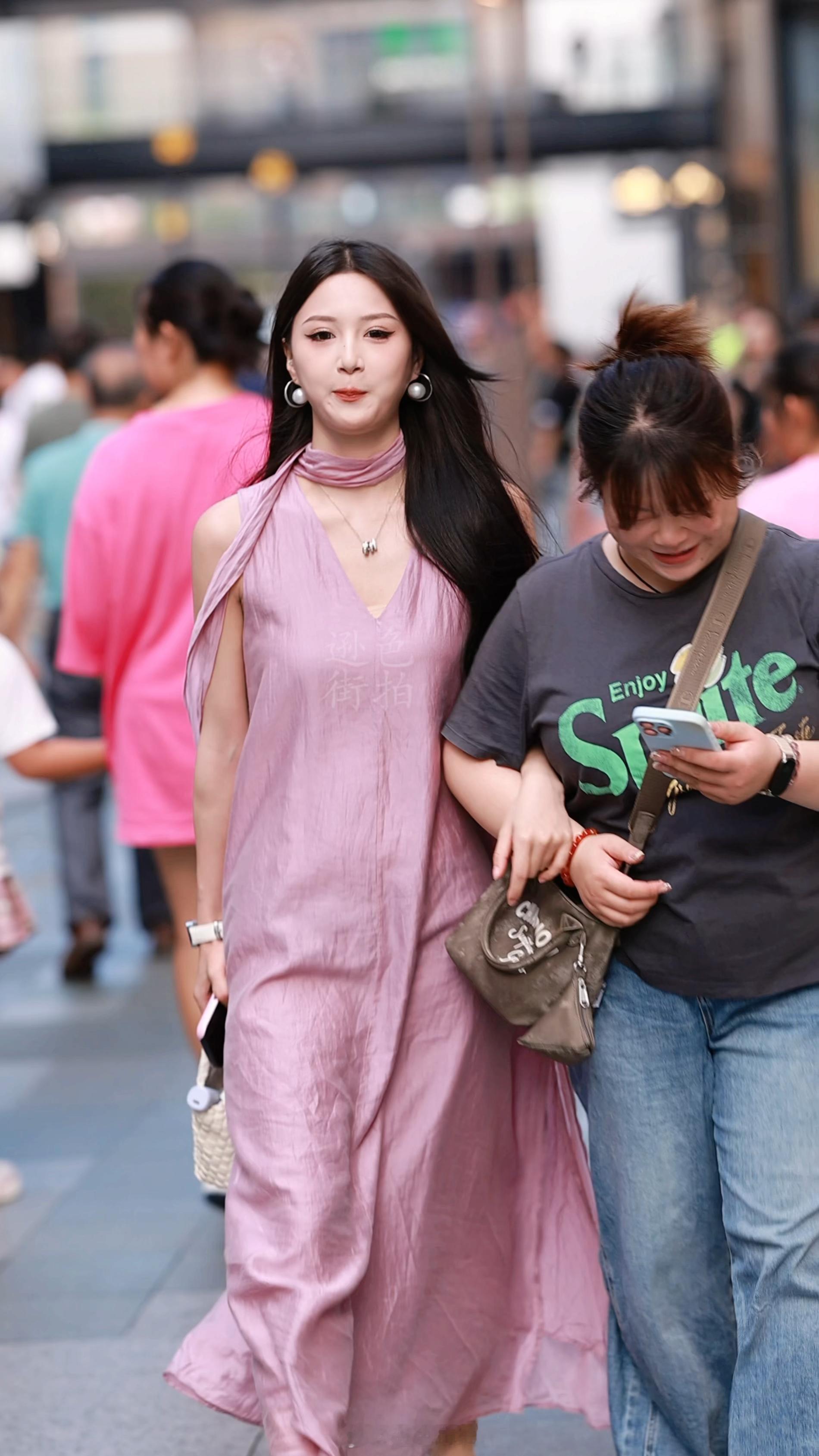 【成都街拍】晚安🌙🌙🌙丨摄影拍照每日穿搭 ​​​