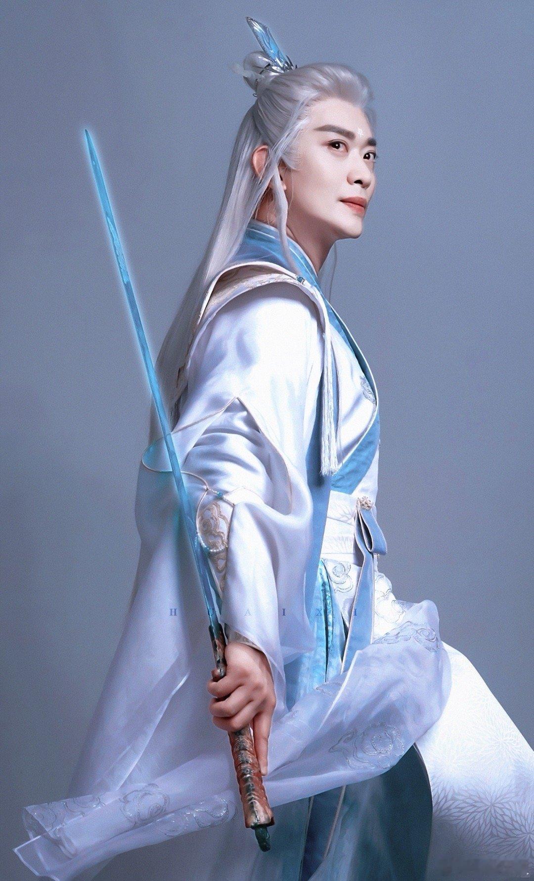 黄海冰定妆照的发套和剧里差别好大 ​​​