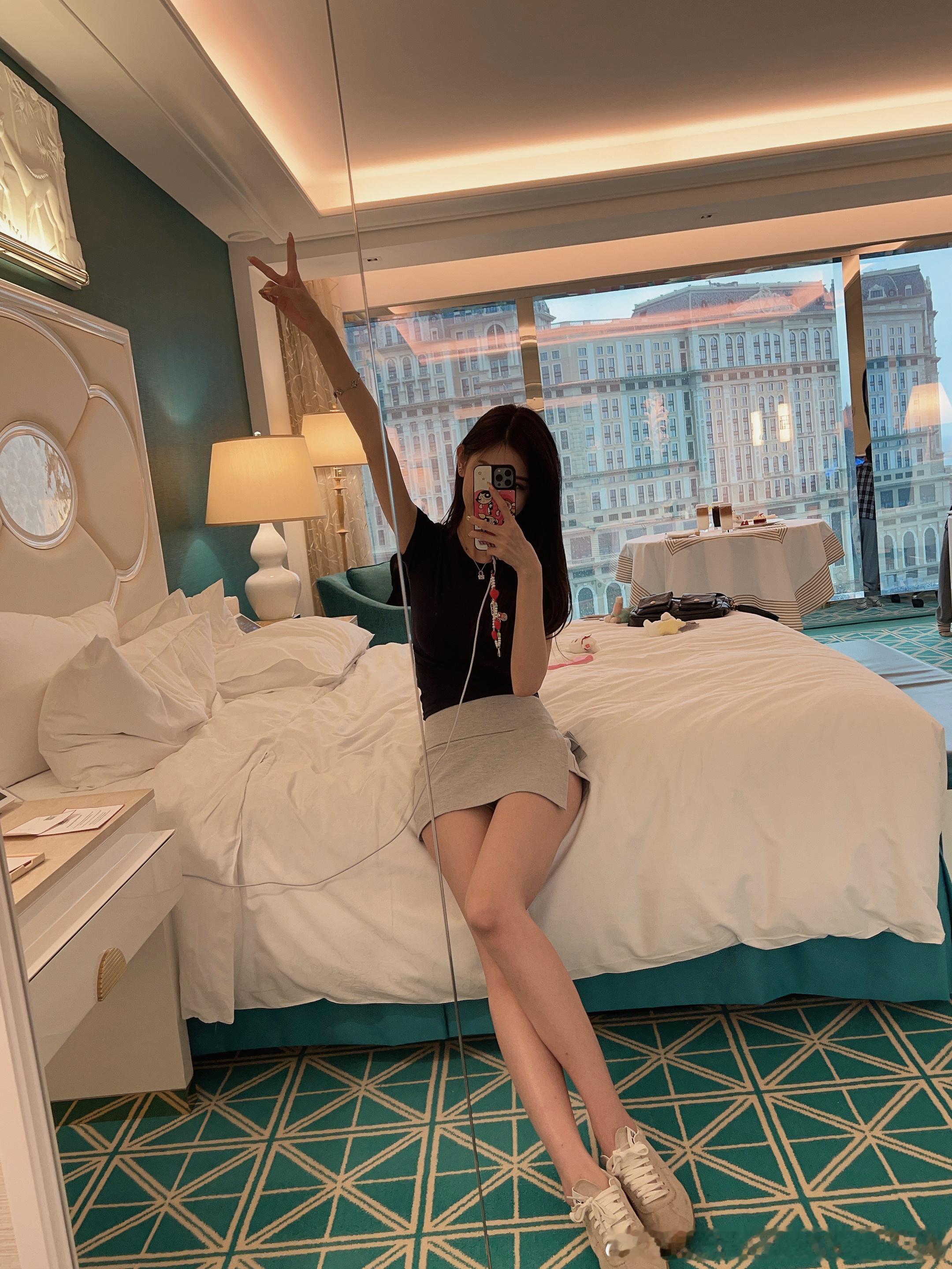 换永利！特地要了个tiffany蓝的房间拍照 ​​​