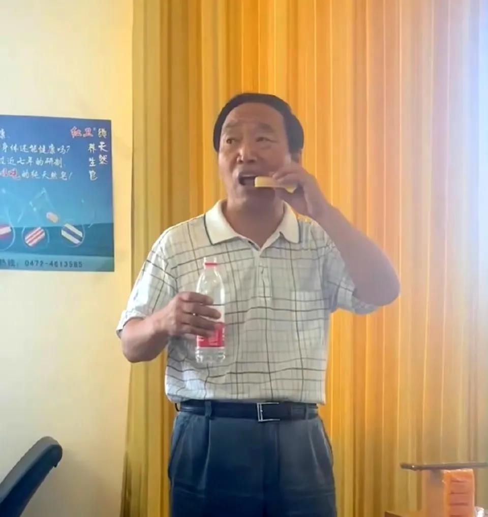 果然，真诚才是必杀技。不搞营销，用最老实的方式告诉人们他的产品真的好，这就是红卫