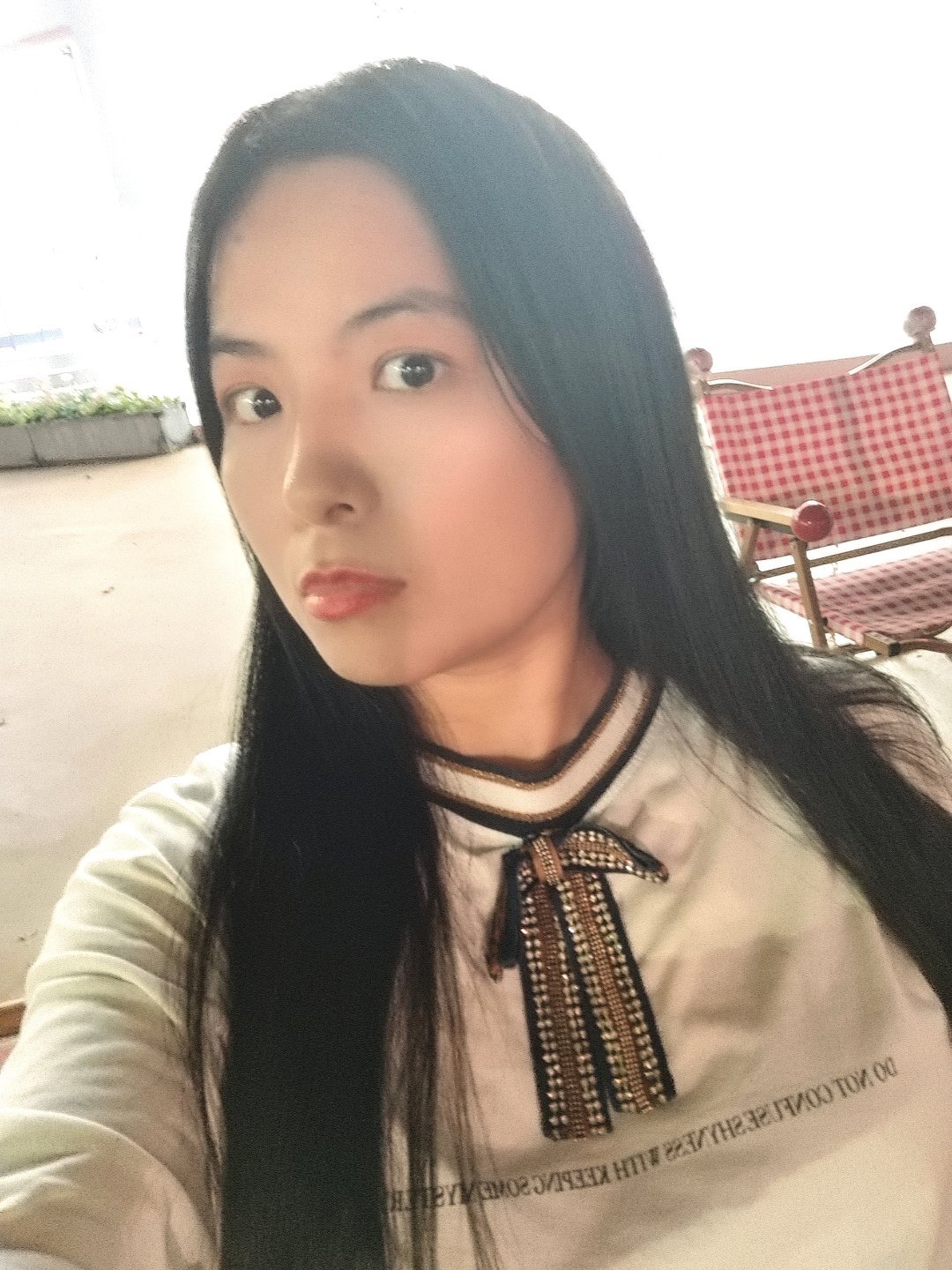 ☀️韩国朋友吐槽我：你这鹅蛋脸也太作弊了，我们攒三年钱调出来的效果，你出生就自带
