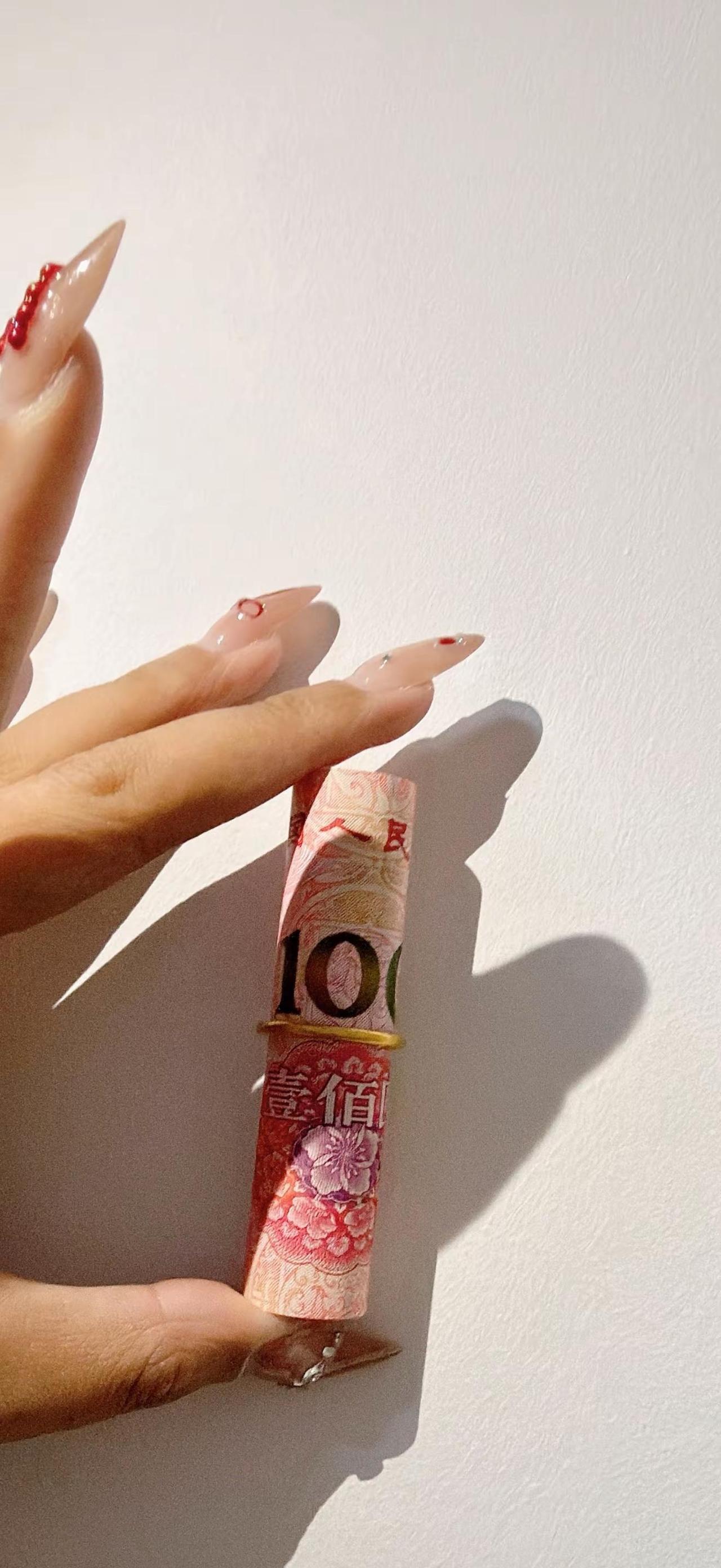 别人用戒指套住爱情，我用戒指套住财运💍钱背，2026请一定合法合规的缠上我啊?