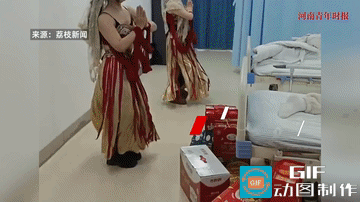 “还是兄弟懂我！”安徽亳州，好友生病住院，男子花1000元请了两个美女去病房里跳