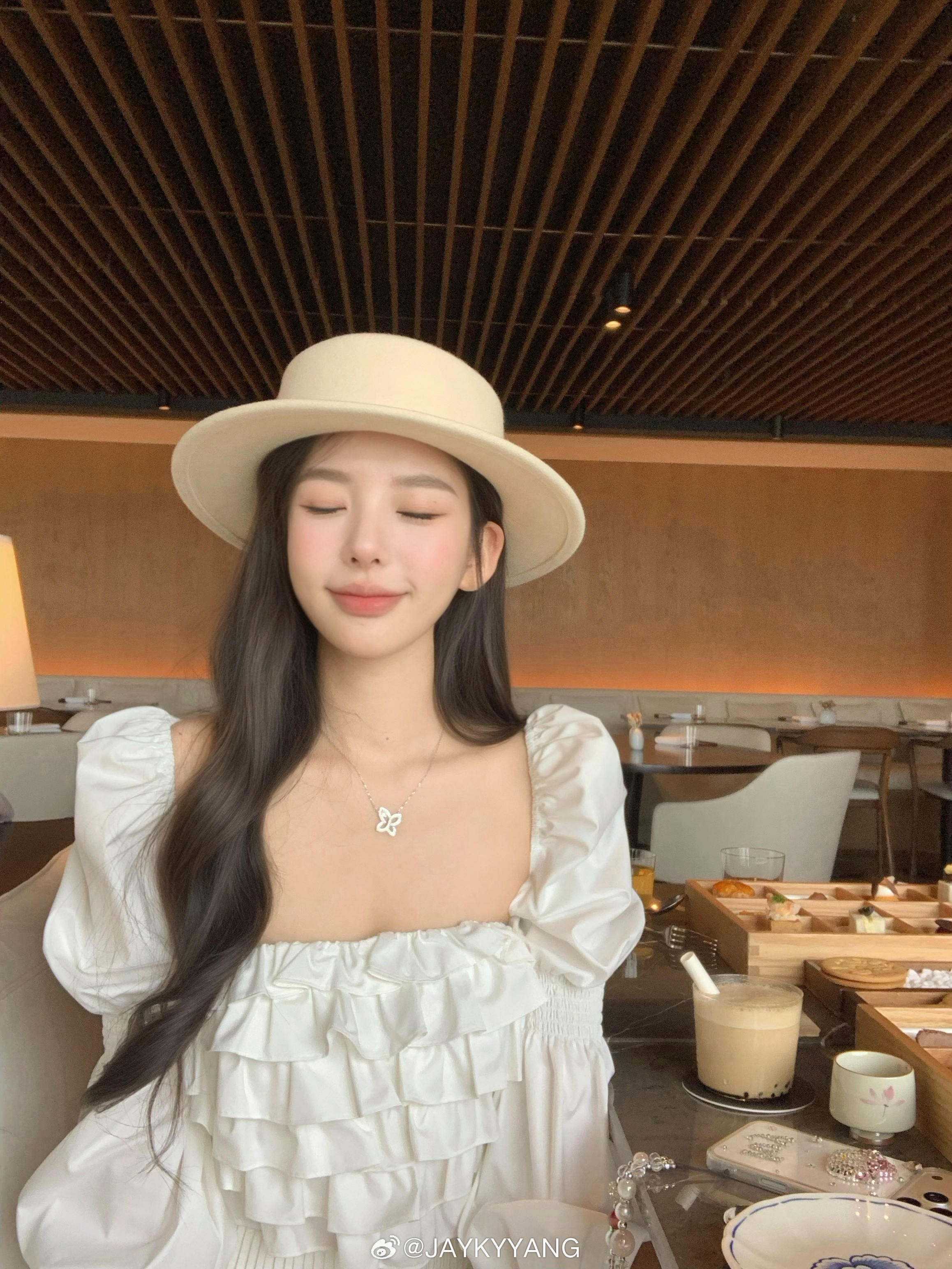 ᳐･֊･₌᳐🐾到点了 该想我咯~上衣和裙裤都有可以分开拍嘿嘿小上衣除了官搭 下