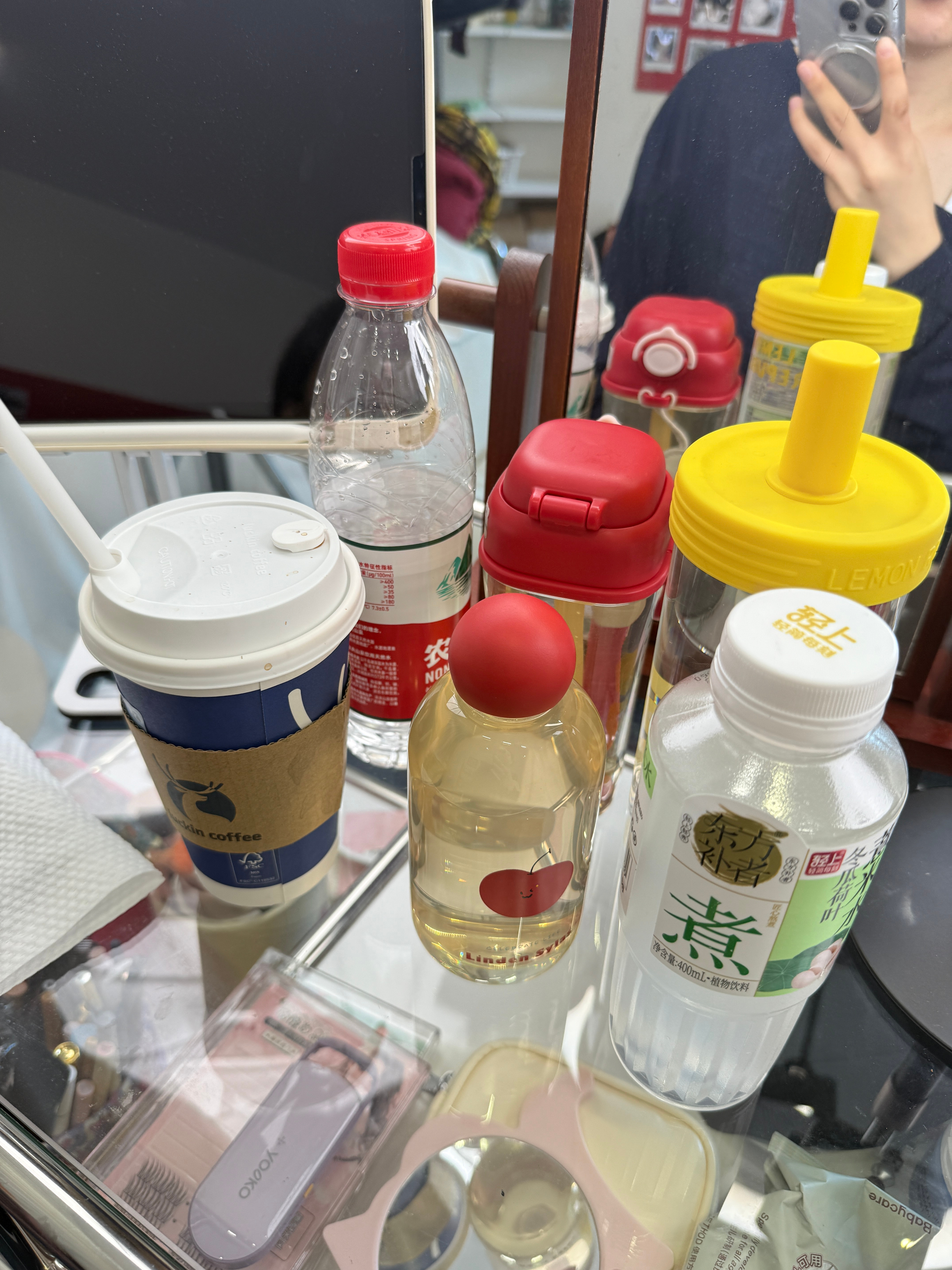 马上要直播了看看这场直播能喝几瓶哈哈哈哈哈 ​​​