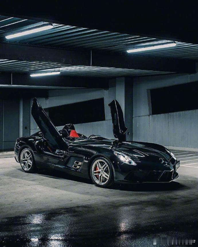 黑色诱惑，经典车之梅赛德斯SLR Stirling Moss！#汽车# ​​​