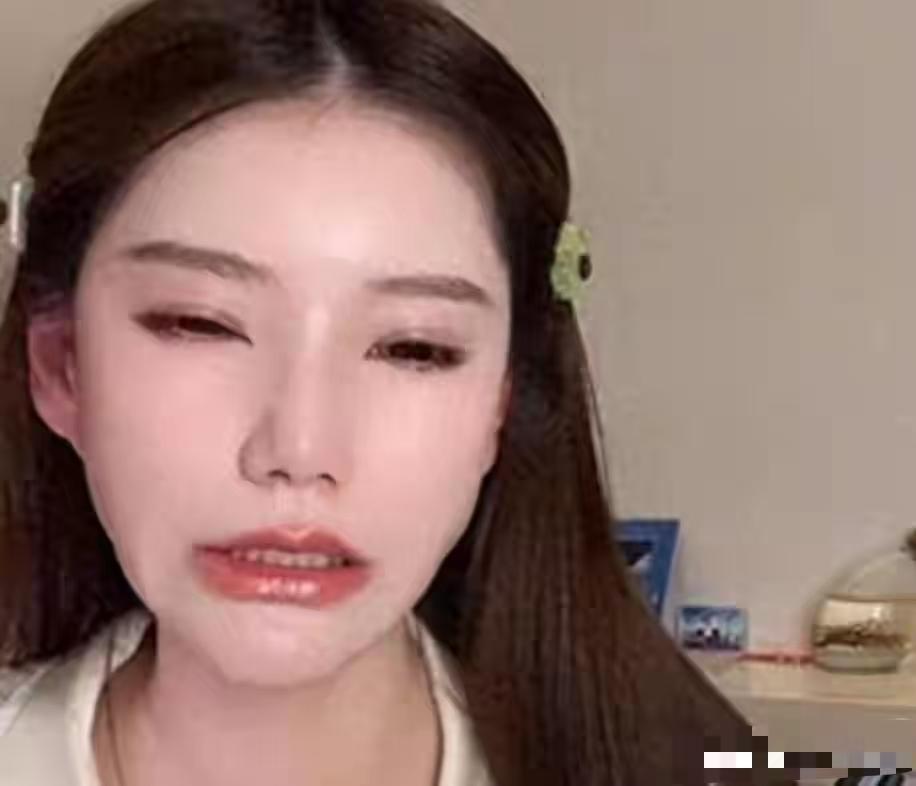 马晓梅直播时说过，她婚前有俩个房子贷款买的，一个是一室出租了，另一个是二室她婚前