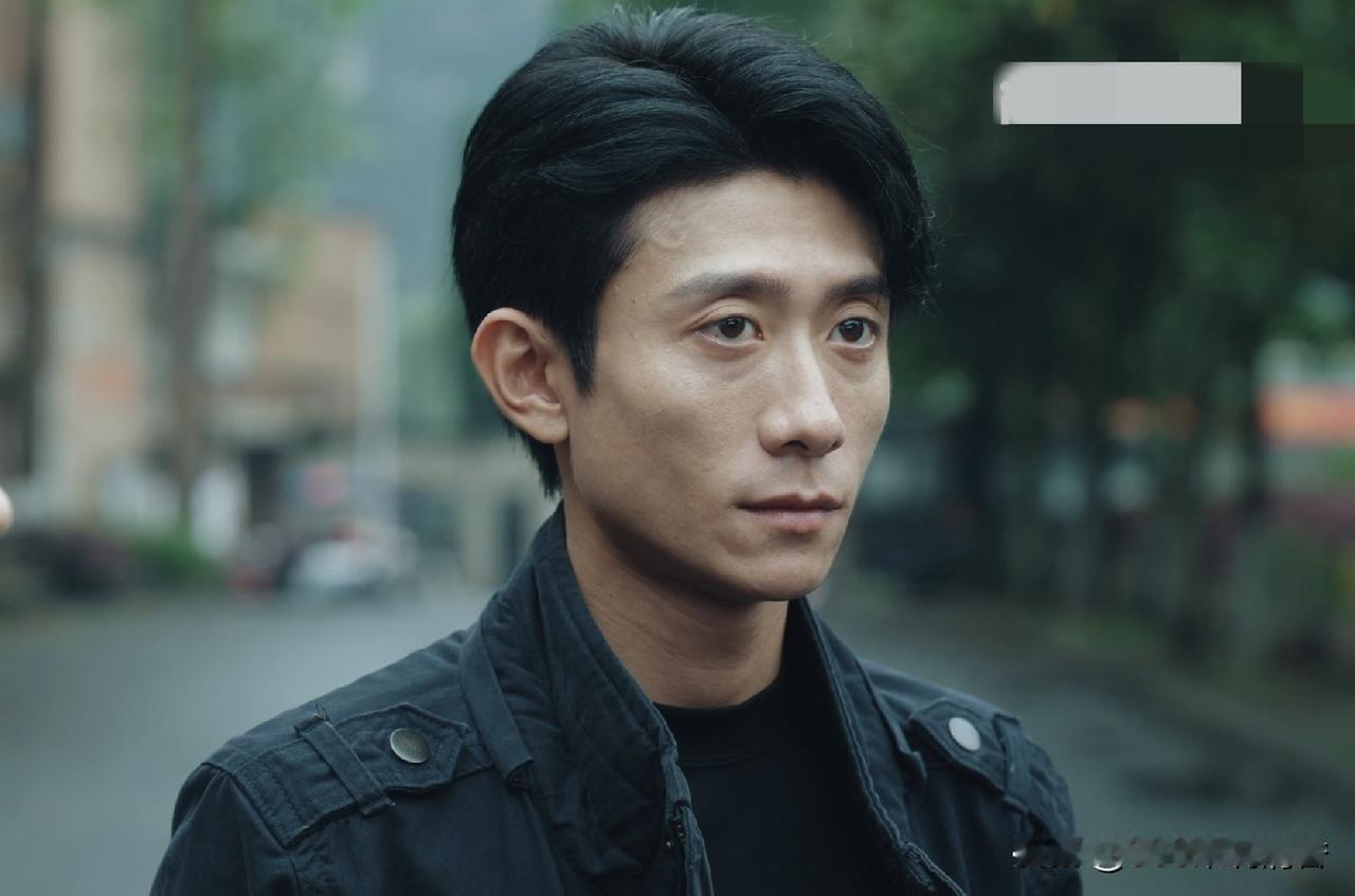 电视剧《重案六组·消失的警号》前12集，主要讲述了以下5个案件：

1、乡村婚宴