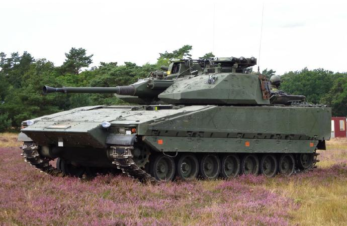 每天认识一件兵器 瑞典CV-90步兵战车CV-90步兵战车是瑞典于20世纪70年