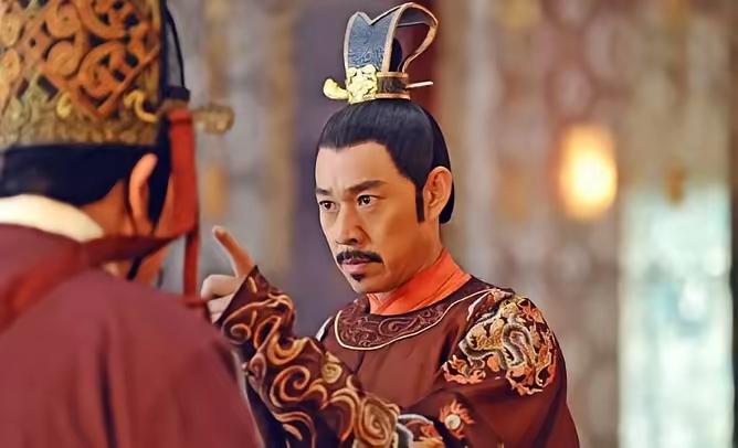 李世民和唐俭下棋，输得非常惨。恼怒至极的李世民对身后的尉迟恭说：“明天你参唐俭一