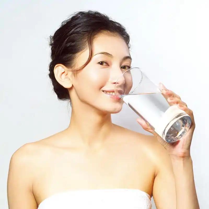 烧水喝与喝纯净水，哪个更健康？这些饮水和饮食习惯还真得注意！
 
在饮水习惯上，