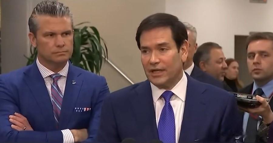 鲁比奥和赫格塞斯在委内瑞拉简报会后记者会上表明针对委内瑞拉的三步方案:

第一步