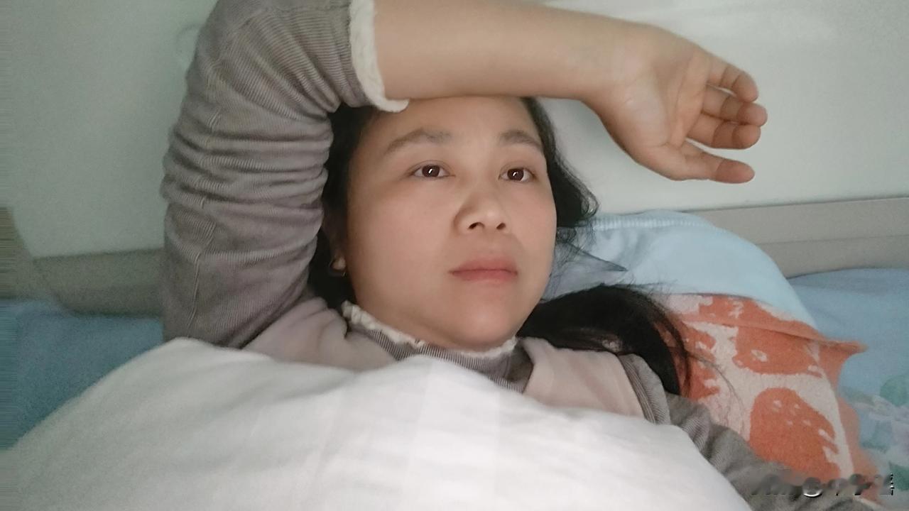 我今年40岁，经历了两段婚姻，前夫和现任都是属马，比我大8岁。

  和前夫一起