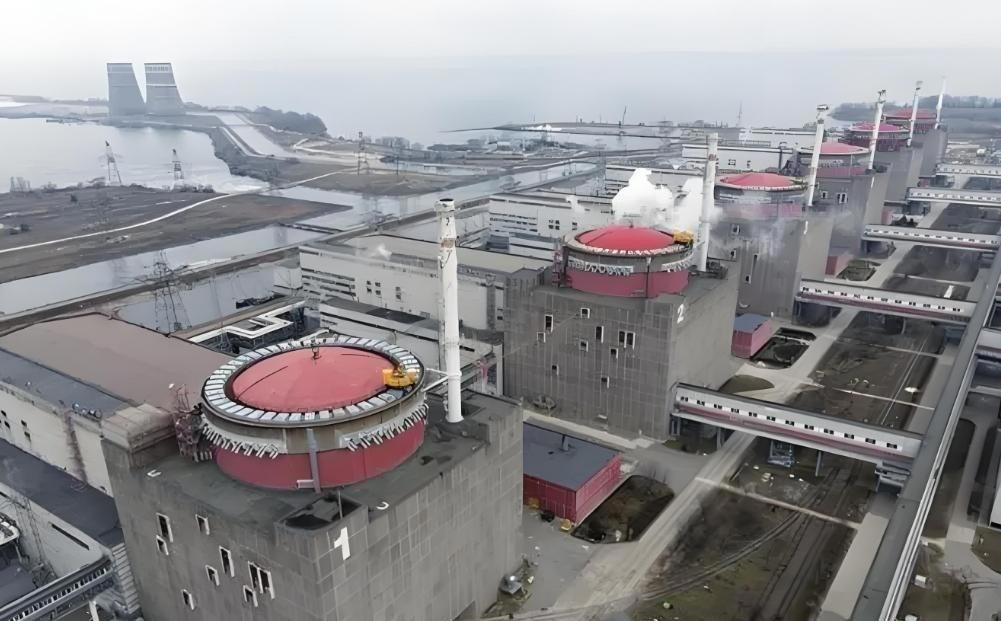 凌晨三点半被导弹“叫闹钟”，这仗打得也太不留情面了！作为在军迷圈混了十多年的老骨