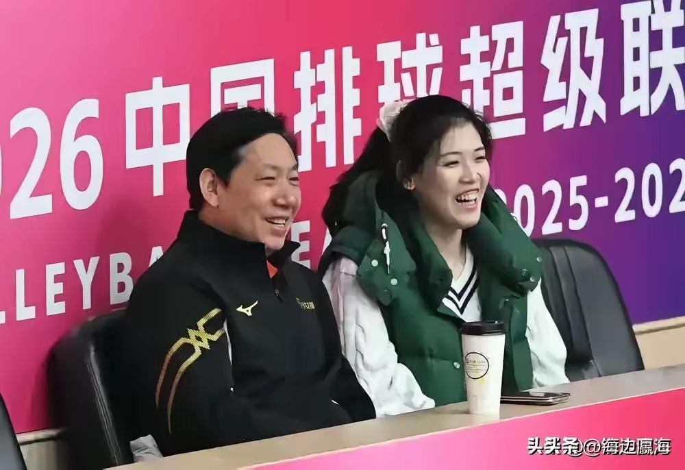 假如天津女排在半决赛金局16：15一举扭转乾坤，并在决赛中鸡血贲张打了上海女排一