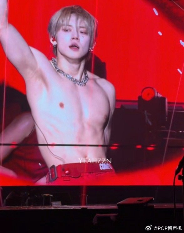 钟辰乐身材居然这么好 