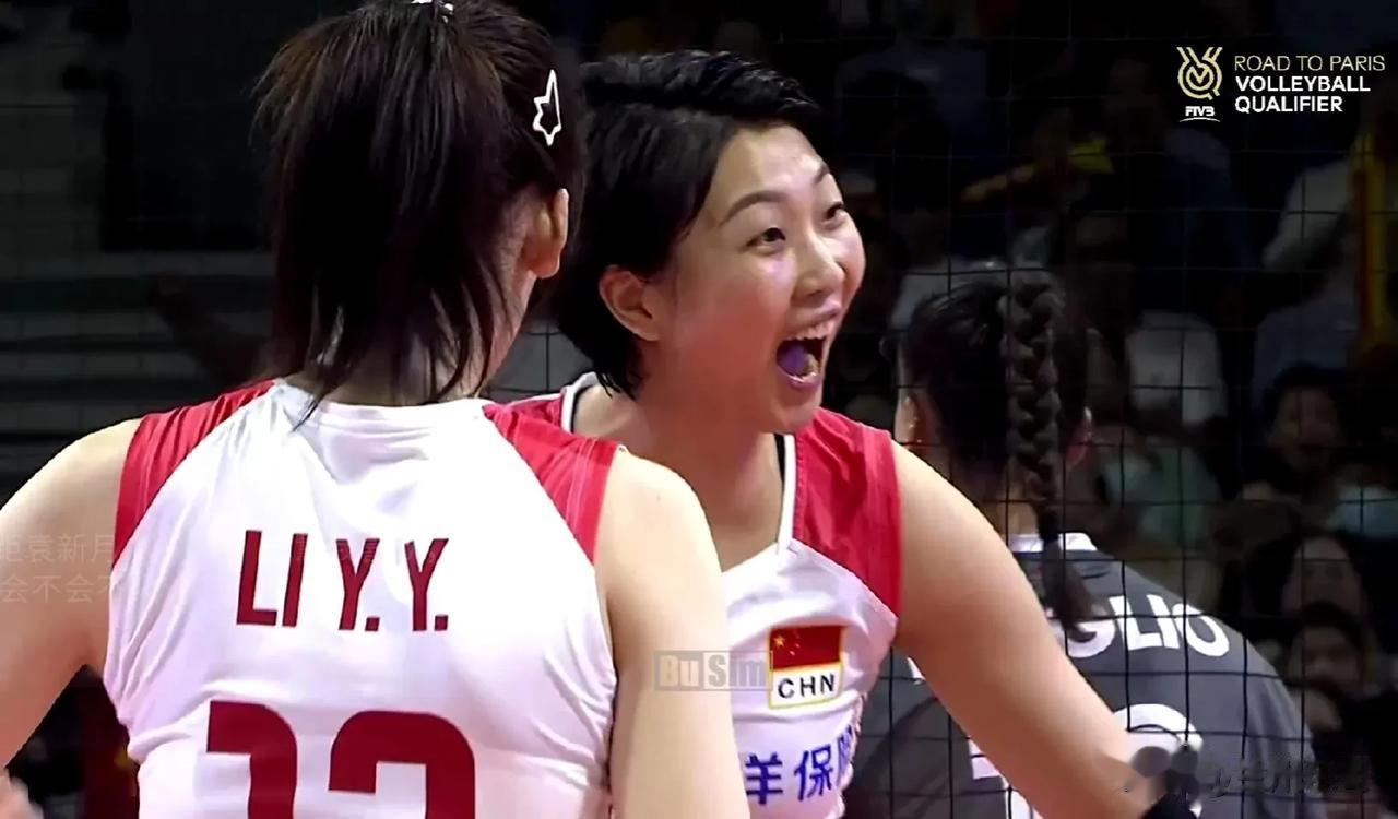 关键输在一根筋上，李盈莹30分难救主
中国女排2比3负于加拿大！遭遇首败！
给部