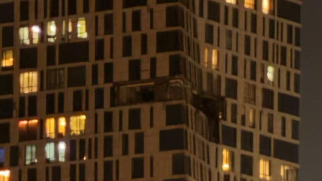 莫斯科市长：一架无人机撞上该市一住宅楼

俄罗斯卫星通讯社 2026年5月4日,
