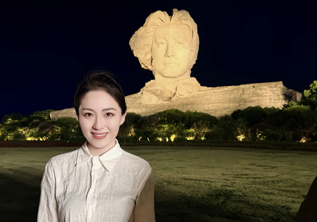在迷茫的时候一定要去橘子洲看看    因为那是信仰的力量