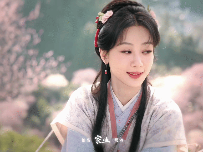 杨紫不再依赖夏雪算长大吗 被杨紫的养成系质感狠狠打动，不知不觉看过她所有荧幕作品