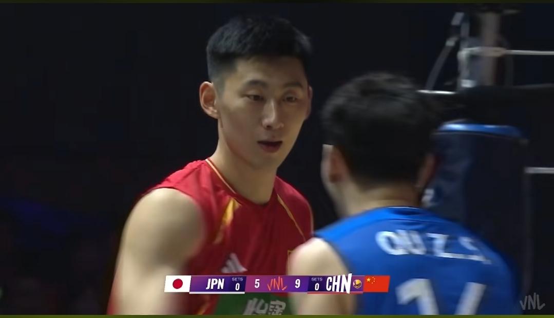 精彩开局～中国男排

备受关注的世界男排联赛中国男排对阵日本男排，中国男排精彩开