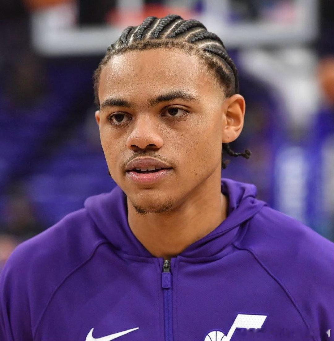 NBA  【爵士暂不与基昂特·乔治提前续约，管理层等待其下赛季持续证明自身价值】