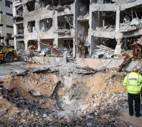 伊朗打击以色列
效果有限

个别美国使馆
遭到攻击