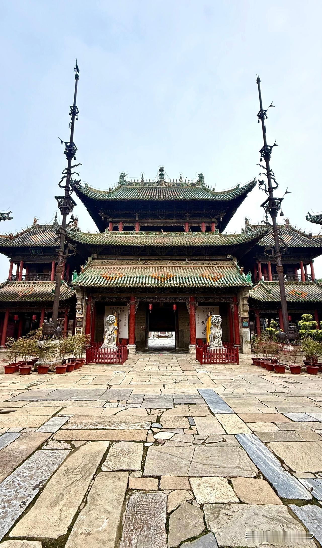 社旗山陕会馆为何被称为“天下第一馆”？
社旗山陕会馆修建时间之长，耗资之多，规模