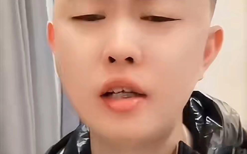 巴扎黑回应与小冠军离婚传言，清官难断家务事，我不会拿感情炒剧本！

      