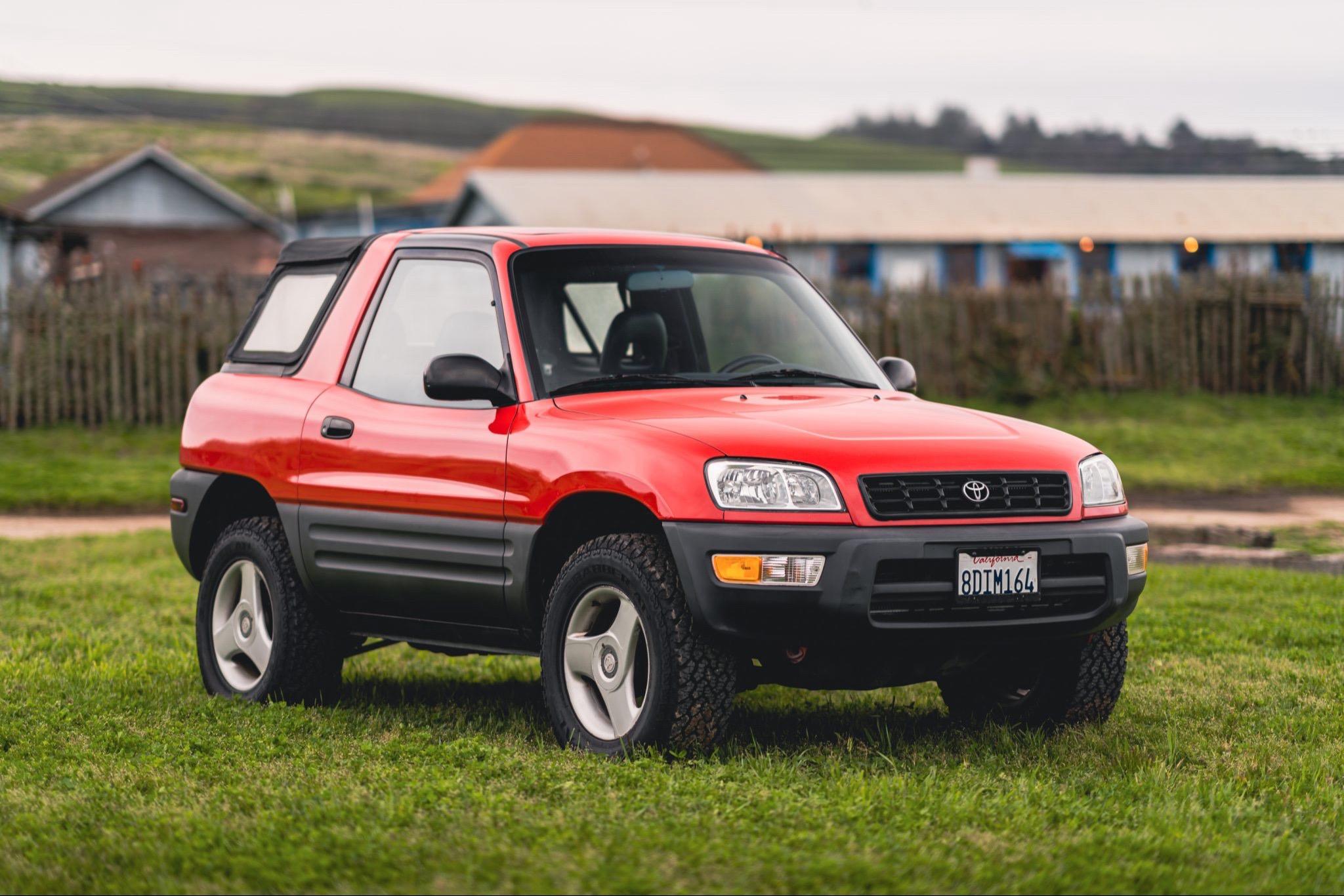 1998年Toyota RAV4小公主。