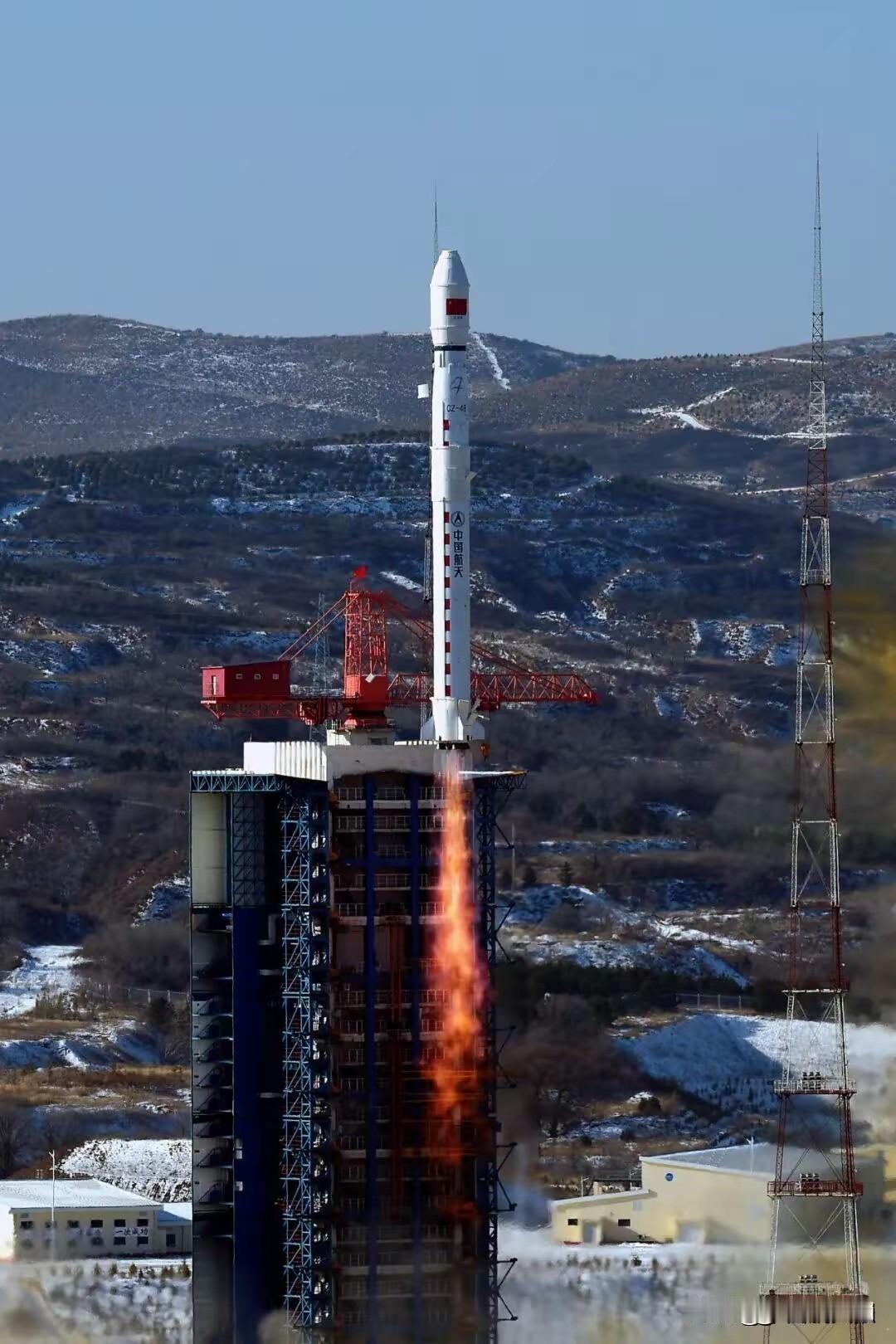 自然资源部新动态 订阅
长四乙火箭发射资源三号04
星成功
12月16日，长四乙