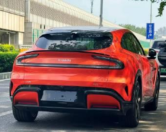 小米YU7熔岩橙配色确实很帅！但是很少人能hold住，主要是这颜太艳了。。。