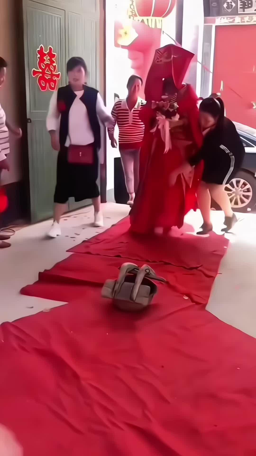 “我愿称之为世界上最美的腿”